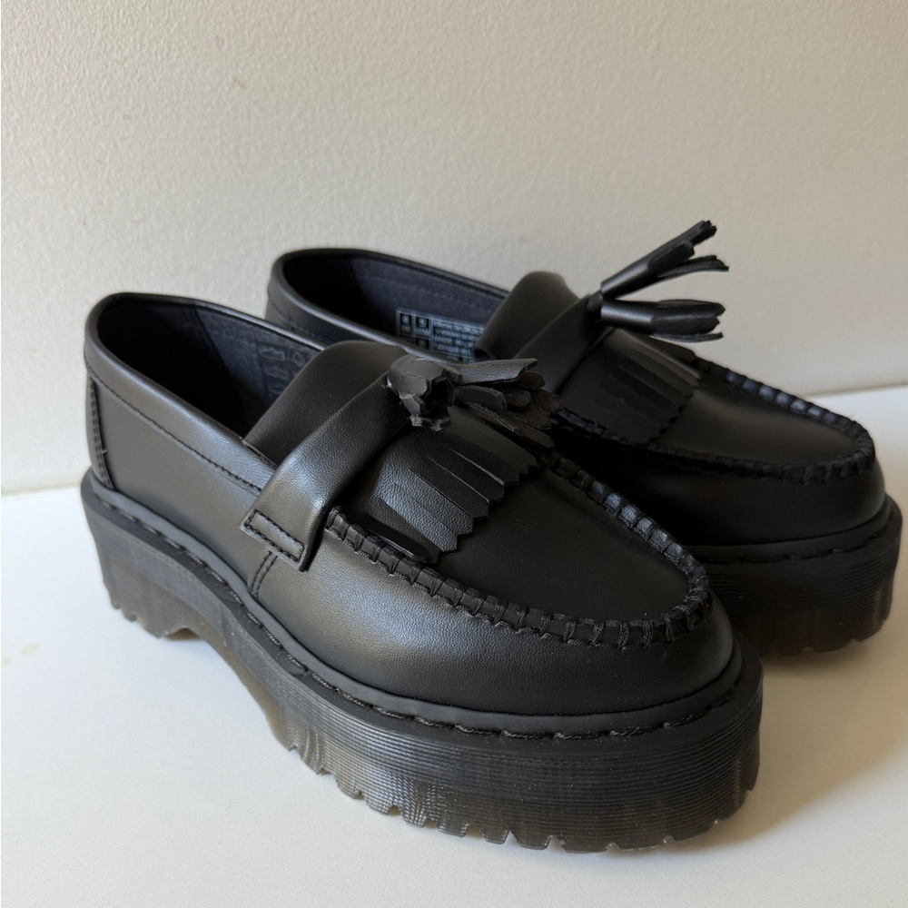 NWOT dr martens adrian v quad mono black platform loafer